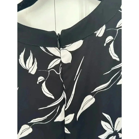 Banana Republic | Black and White | Dress | Work | Office - Picture 3 of 5